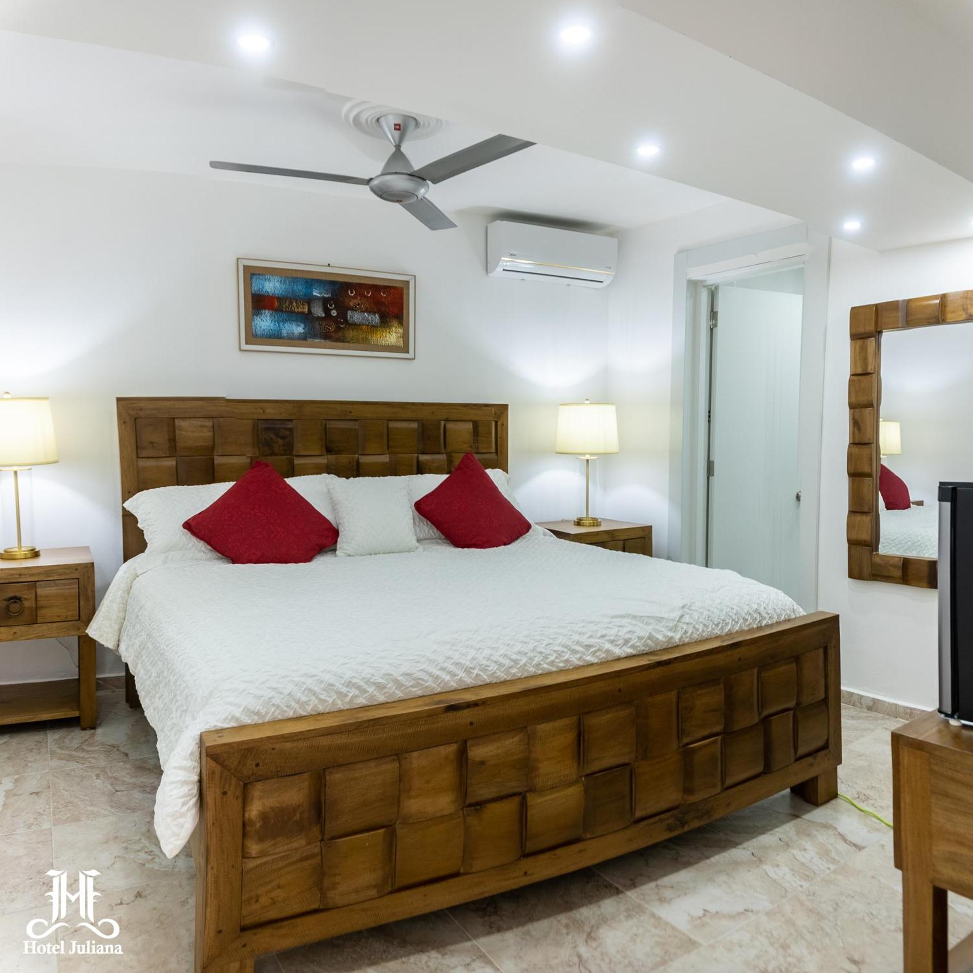 Hotel Juliana Nagua Buitenkant foto